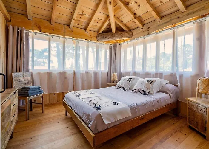 Chan-ly Vila Lacanau